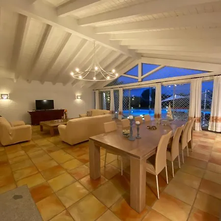 Bianca Villa Arzachena