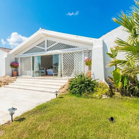 Bianca Villa *